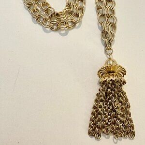Vintage MONET Damita Gold-plated Lariat Tassel Necklace